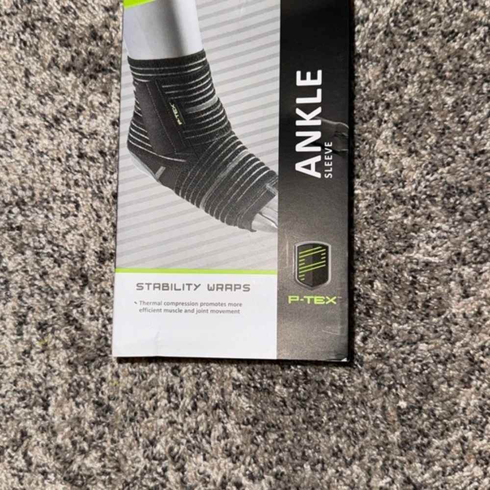 Black Ankle Support for Enhanced Stability​